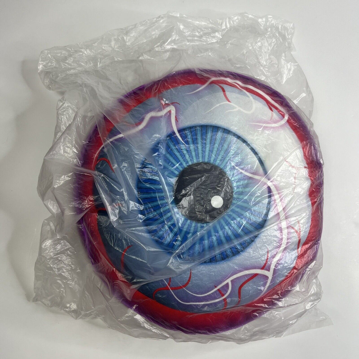 TRAVIS SCOTT (LIMITED EDITION) 2021 ASTROWORLD MERCH - EYEBALL PILLOW