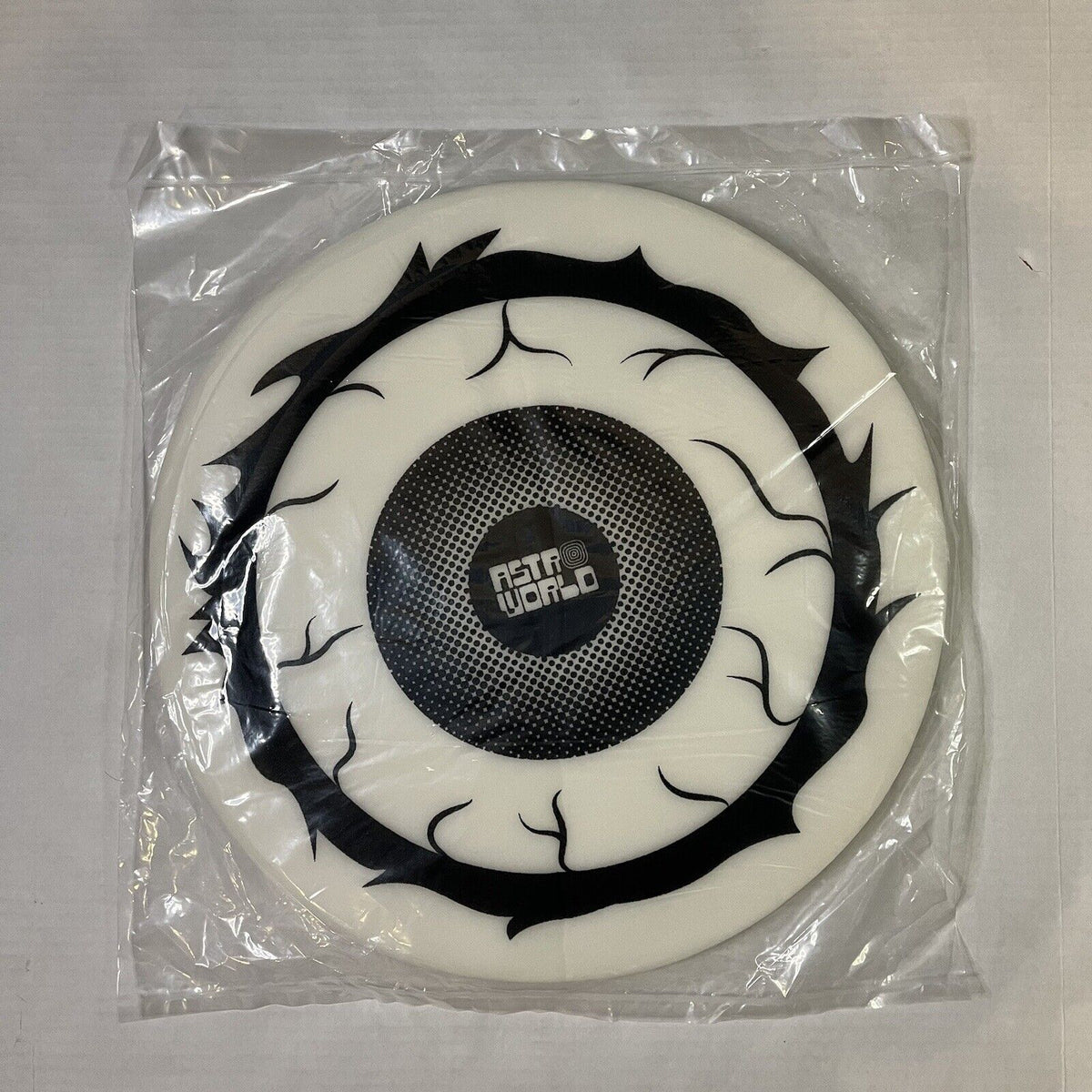 TRAVIS SCOTT (LIMITED EDITION) 2021 ASTROWORLD MERCH - FOAM EYE